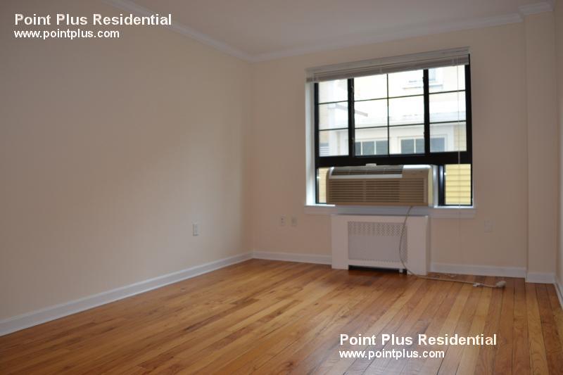 60 Brattle St, West Cambridge