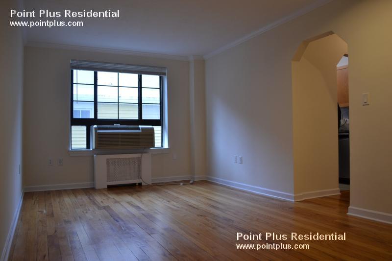 60 Brattle St, West Cambridge