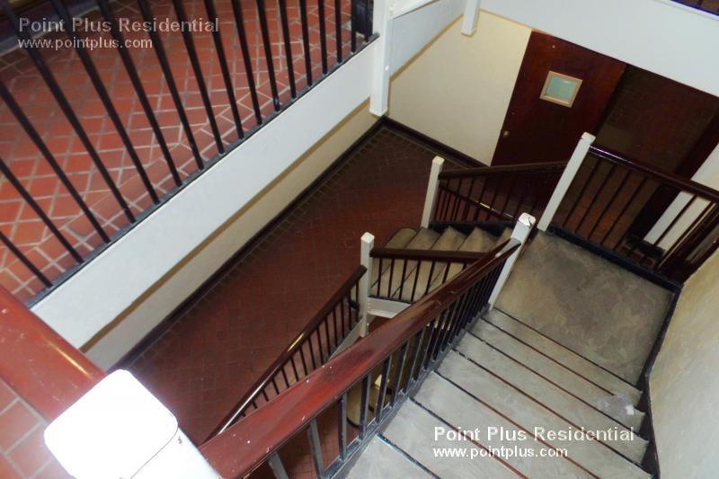 22 Chauncy St, Neighborhood Nine