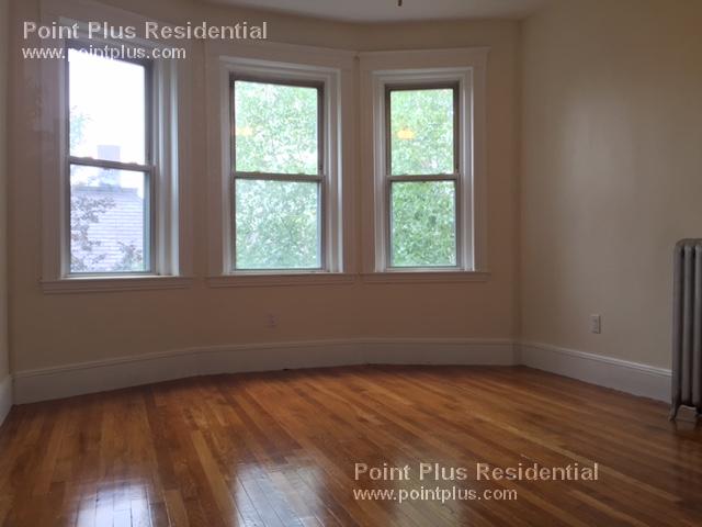 214 Chestnut St, Cambridgeport