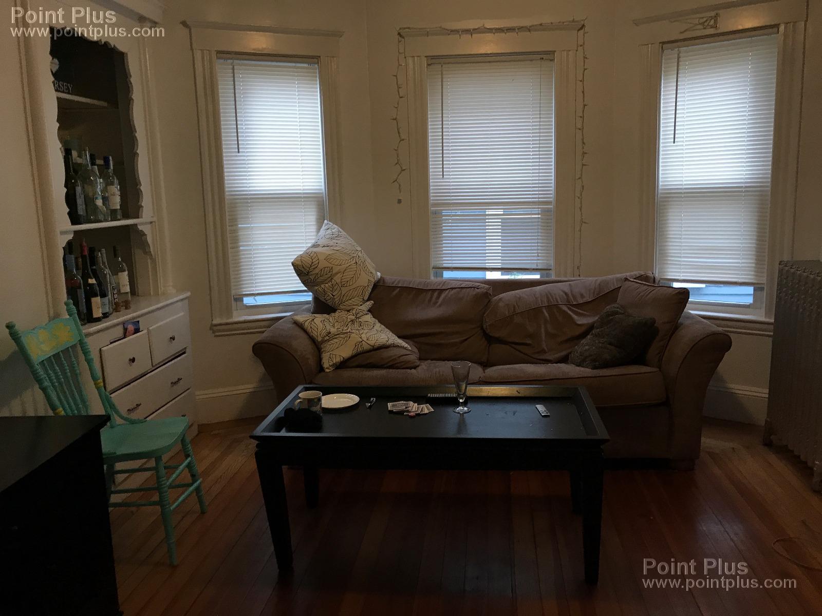 10 Cambridge Ter, Inman Square