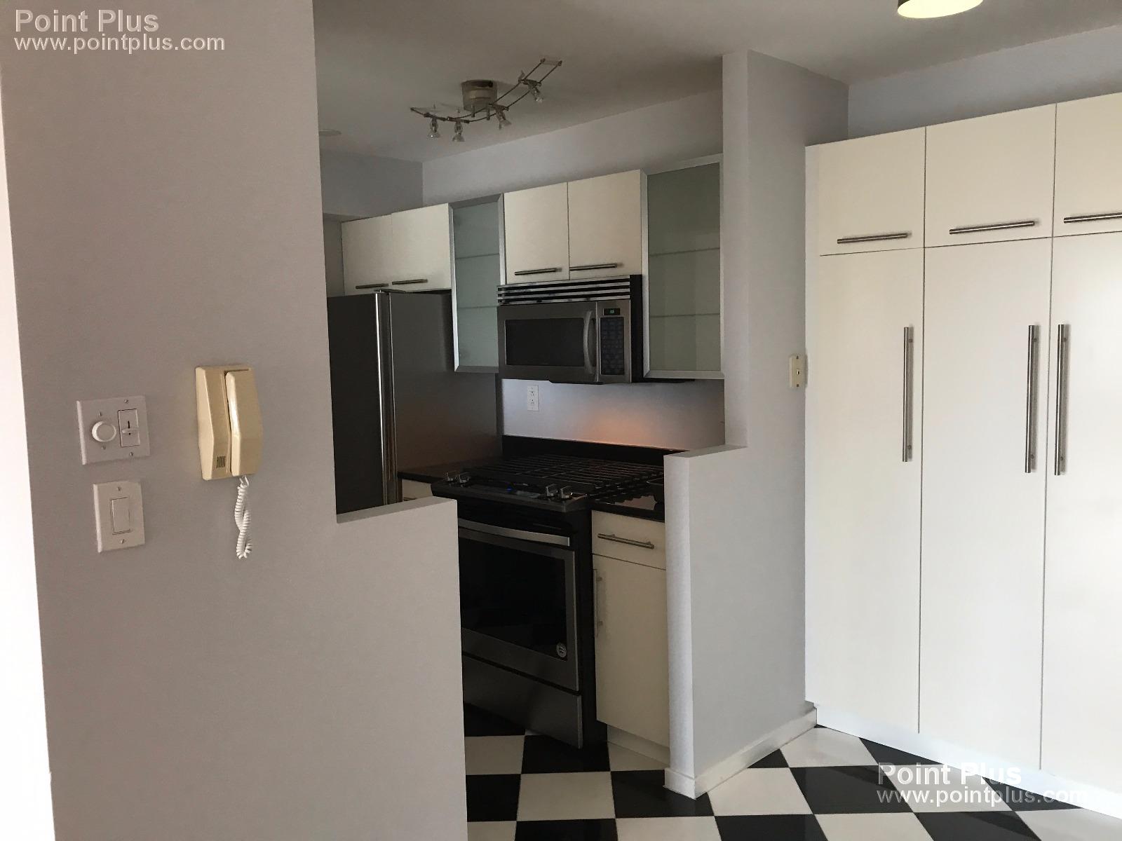 4 Canal Park, East Cambridge