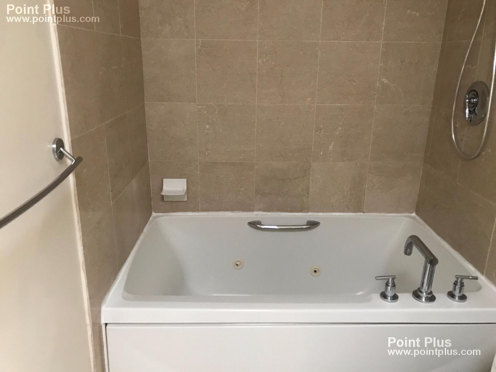 4 Canal Park, East Cambridge