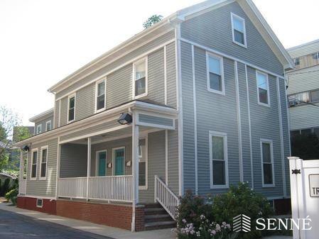 3 bed, 2 bath apartment for rent at 340 Franklin St Unit 2, Central Square — photo 2 of 9