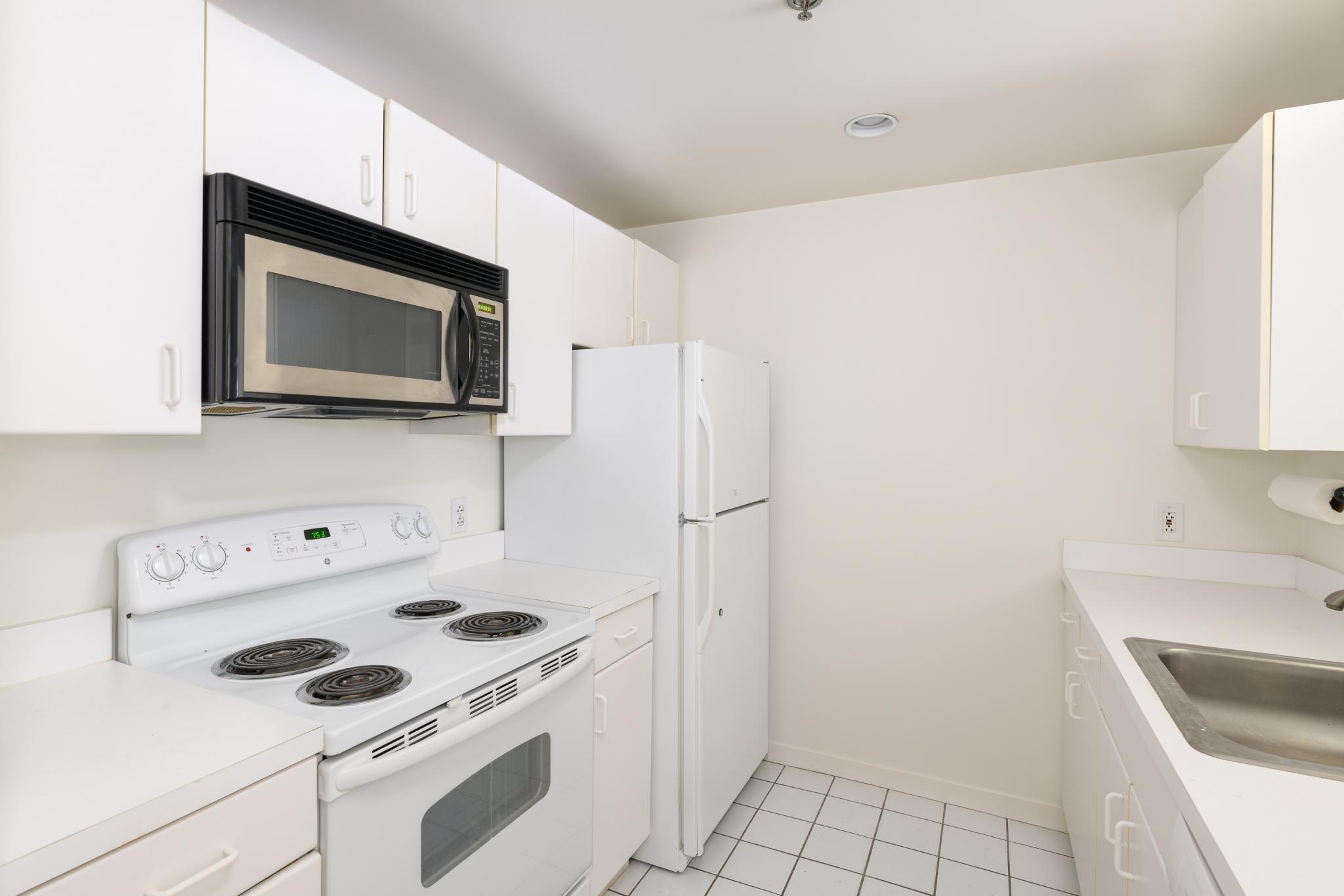 950 Massachusetts Ave, Harvard Square