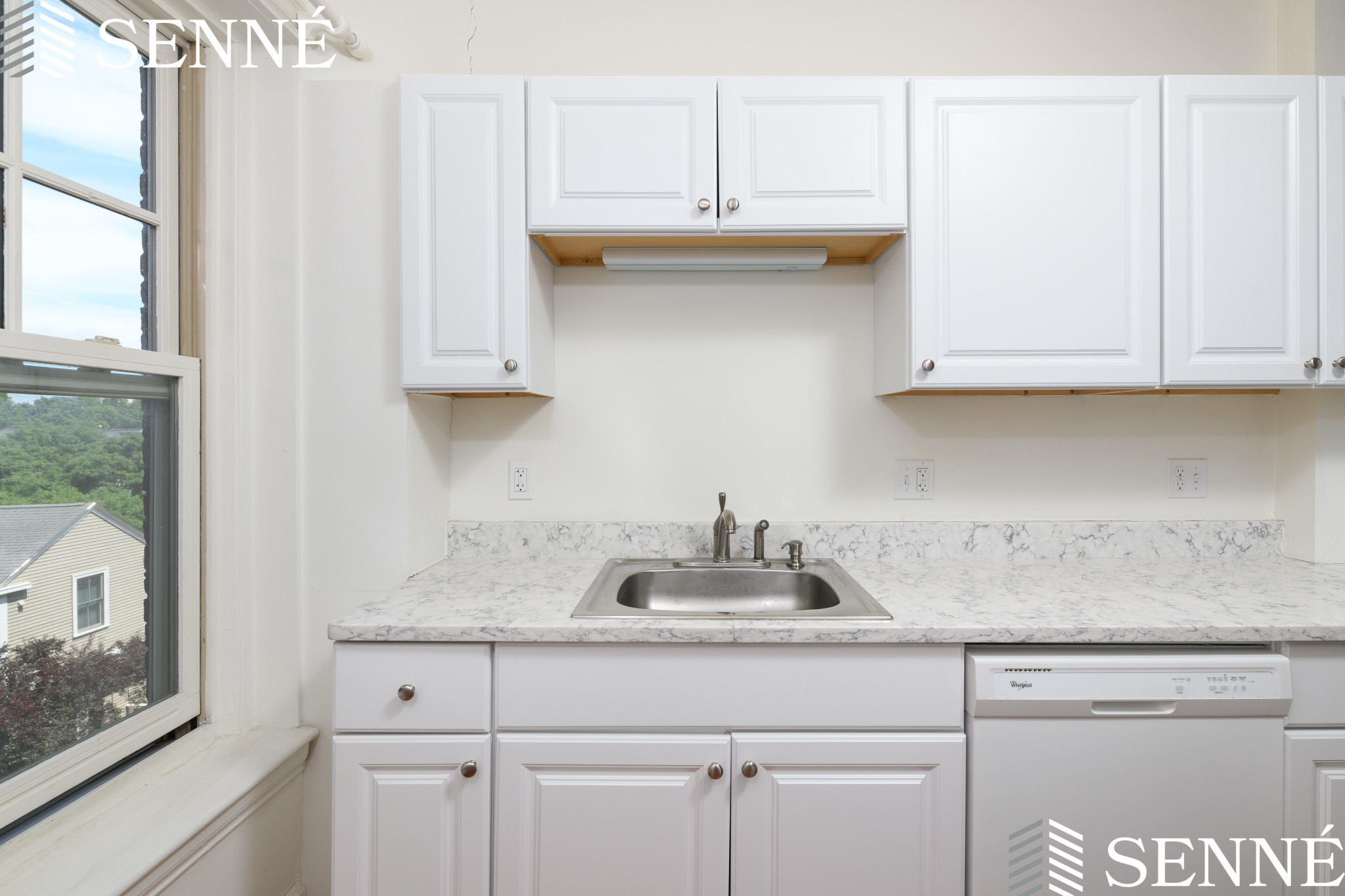 55 Magazine, Central Square