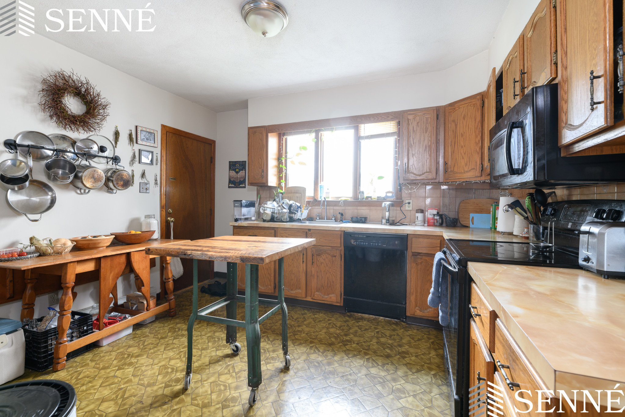 3 bed, 1 bath apartment for rent at 26 Adrian St Unit 1, Somerville — photo 7 of 12