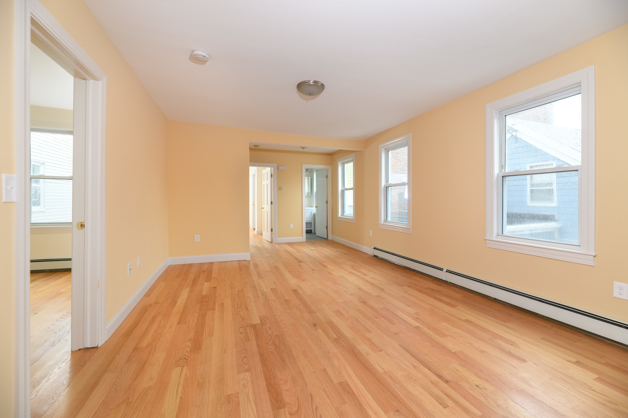 4 bed, 2 bath apartment for rent at 303 Hurley Unit 2, Cambridge — photo 3 of 11