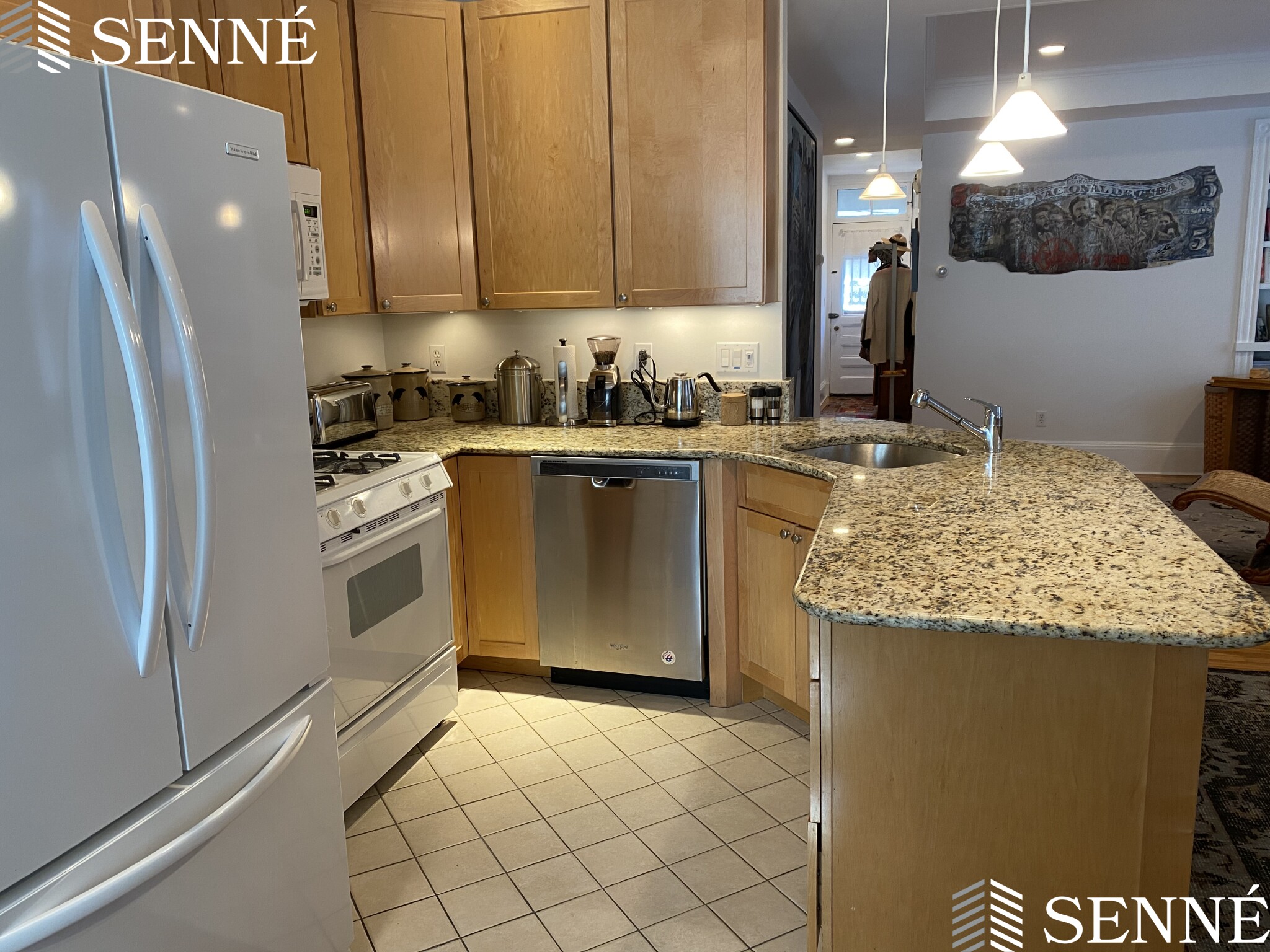 28 Healey St, Harvard Square