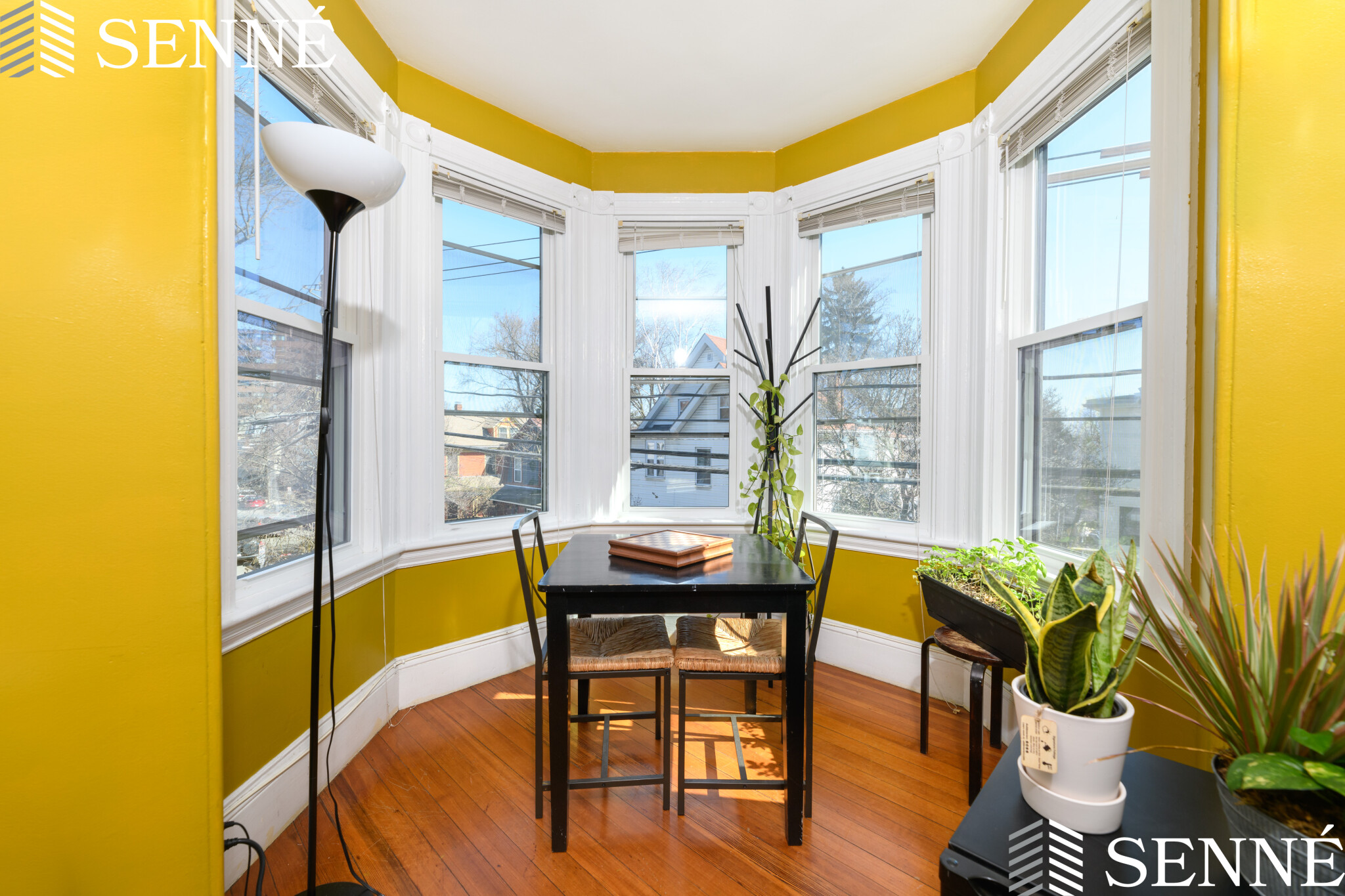 4 bed, 1 bath apartment for rent at 58 Walnut St Unit 3, Somerville — photo 1 of 13