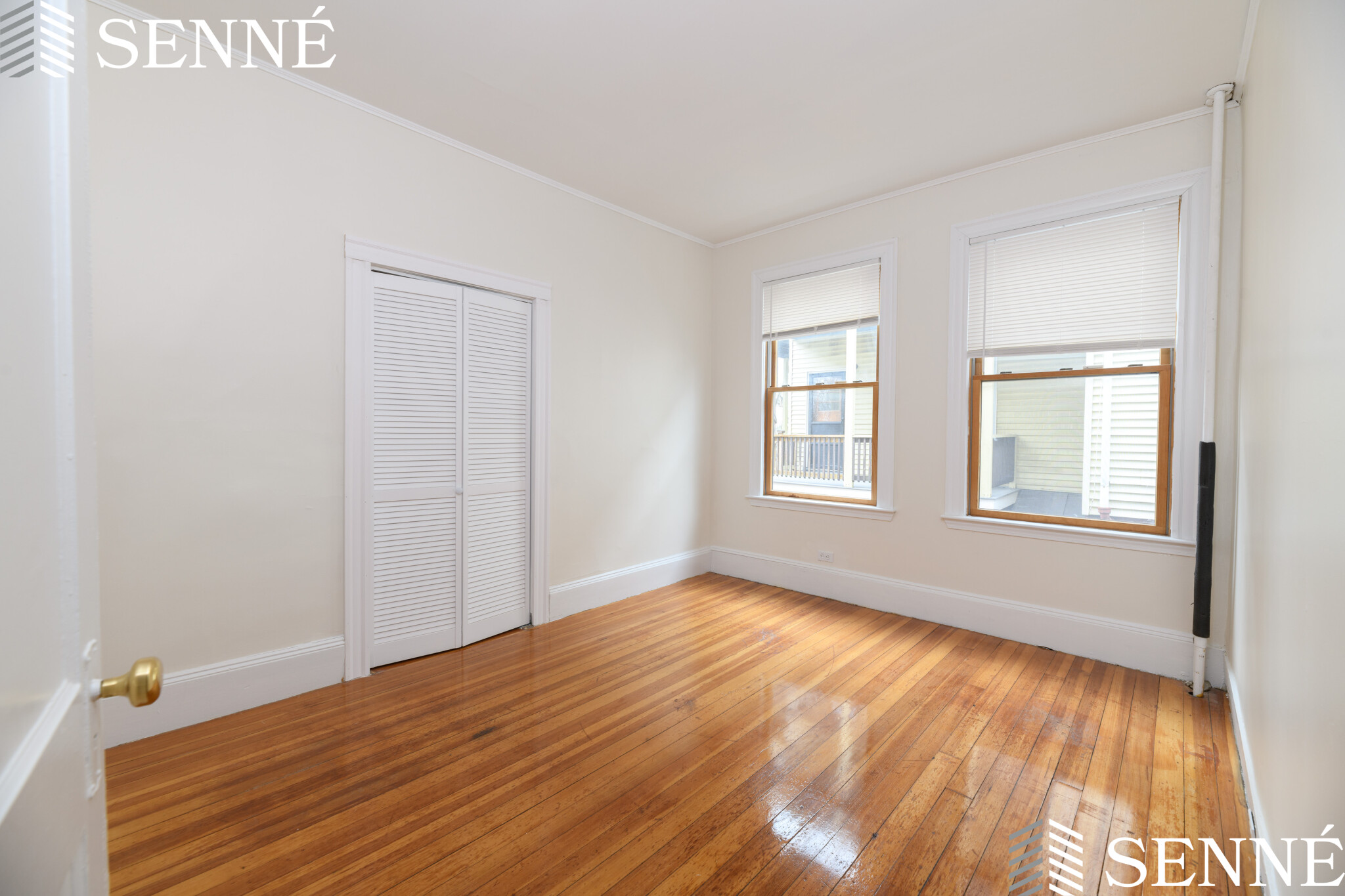4 bed, 1.5 bath apartment for rent at 19 Buckingham St Unit 1, Somerville — photo 3 of 16