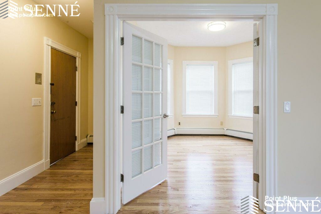 391 Washington St, Inman Square