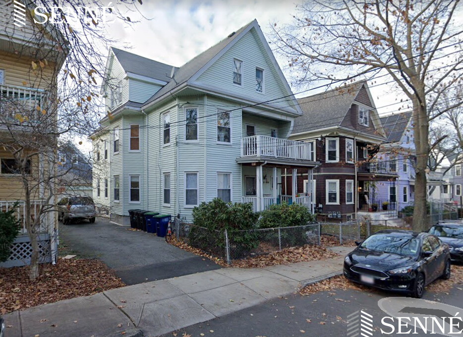 5 bed, 2 bath apartment for rent at 44 Banks Unit 2, Somerville — photo 9 of 9