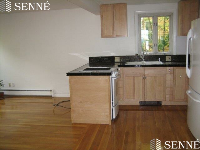 2 bed, 1 bath apartment for rent at 9 Hazel St, Cambridge — photo 4 of 15