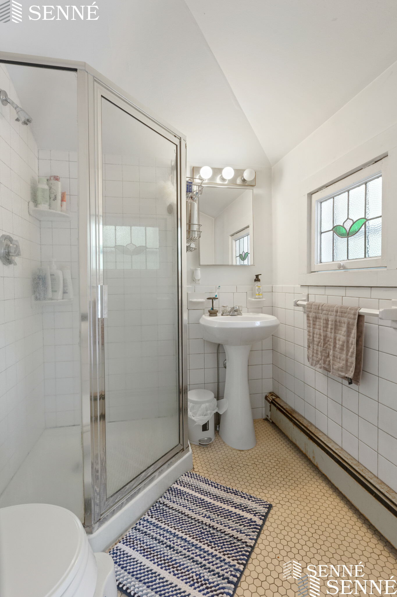 3 bed, 2 bath apartment for rent at 44 Chester St Unit 2, Davis Square — photo 8 of 13