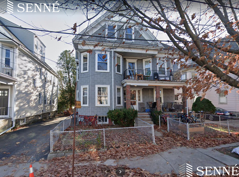 6 bed, 2 bath apartment for rent at 12 Foskett Unit 2, Somerville
