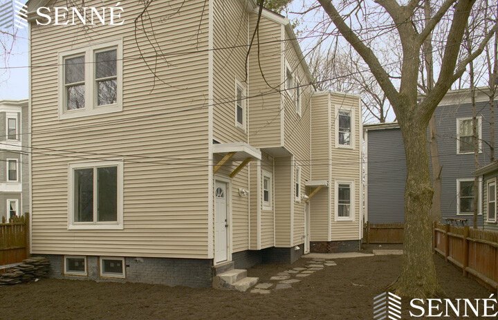 214 R Harvard St, Mid Cambridge