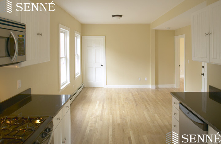 214 R Harvard St, Harvard Square