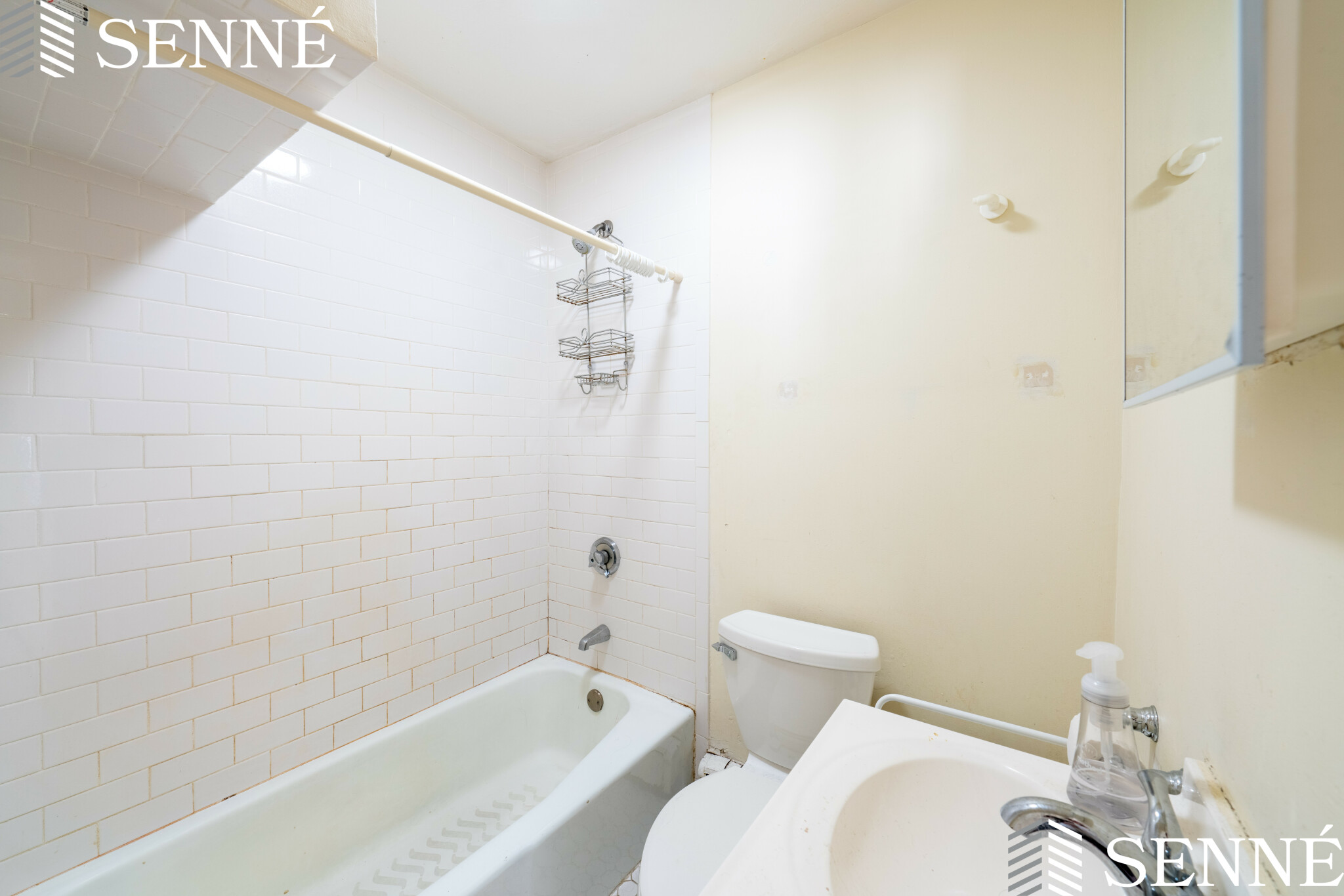 3 bed, 1 bath apartment for rent at 12 Kilby St Unit 1R, Somerville — photo 9 of 10