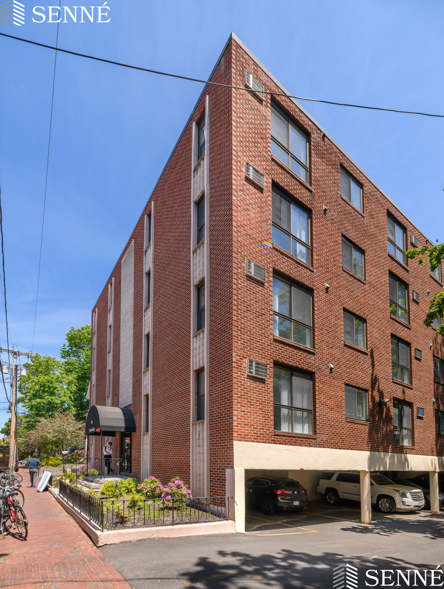 16 Trowbridge, Harvard Square