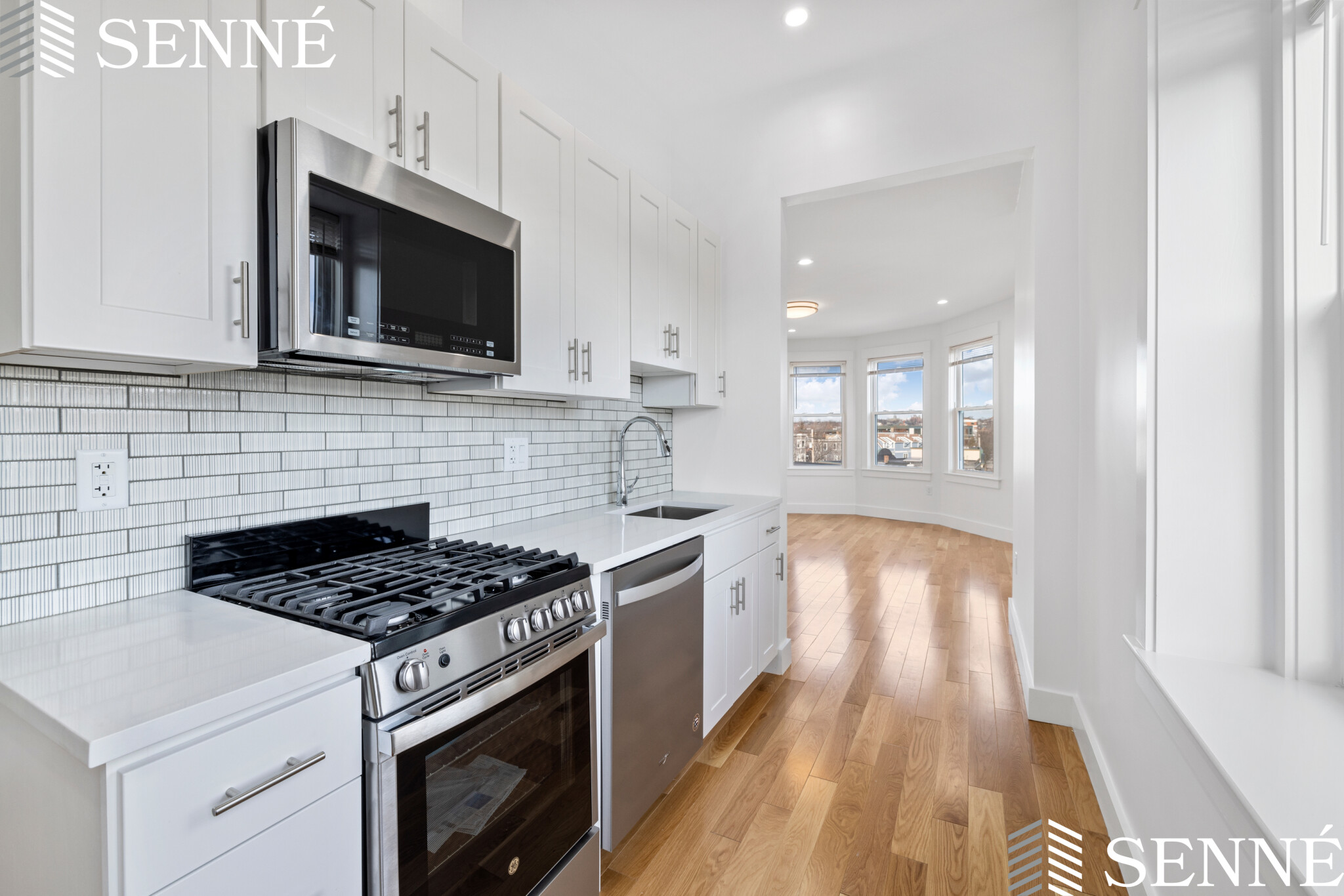3 bed, 2 bath apartment for rent at 407 Columbia St Unit 5, Cambridge — photo 2 of 12