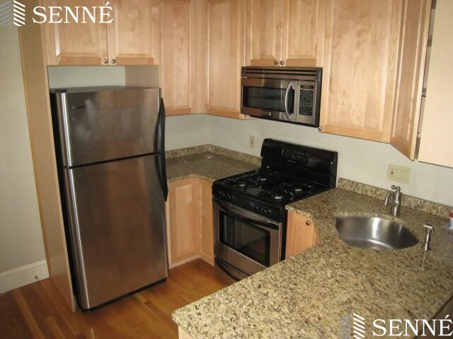 1 bed, 1 bath apartment for rent at 117 Columbia St, Central Square