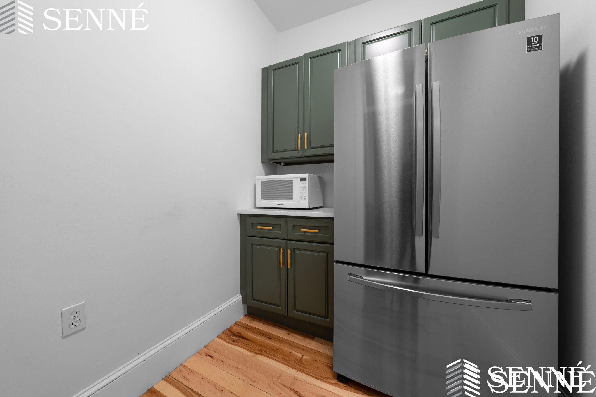 19 Trowbridge St, Harvard Square