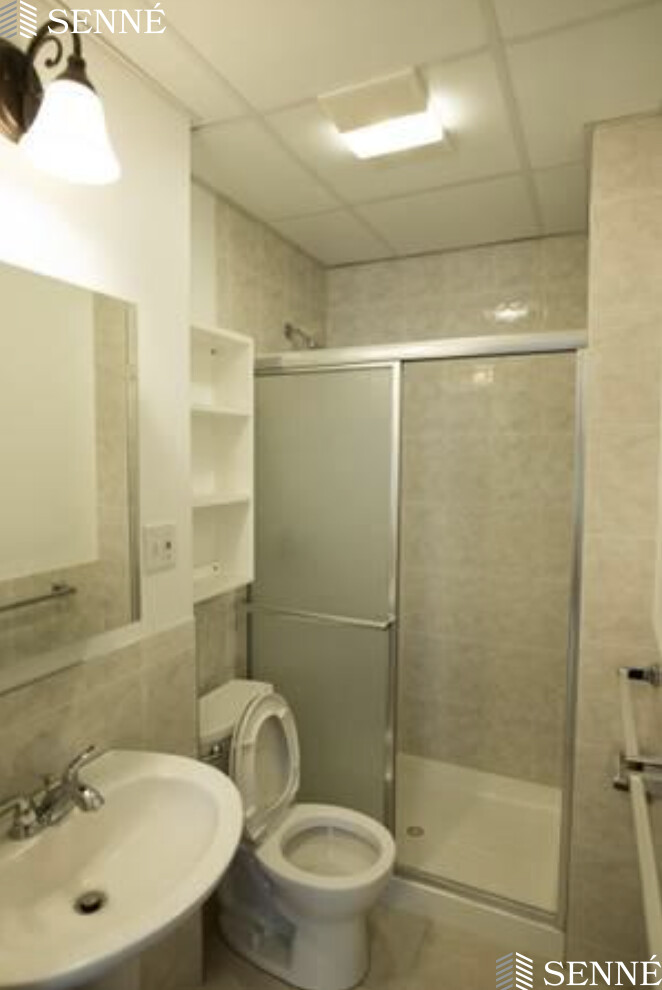 24 Hardwick St, East Cambridge