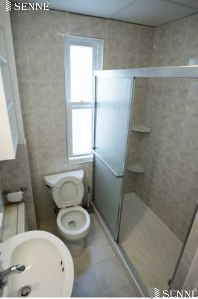 24 Hardwick St, East Cambridge