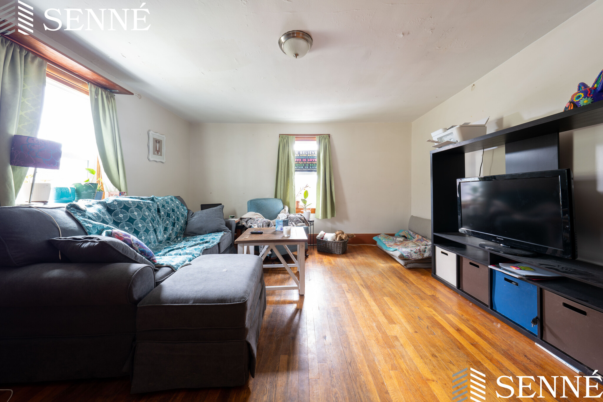 17 Montgomery St, North Cambridge