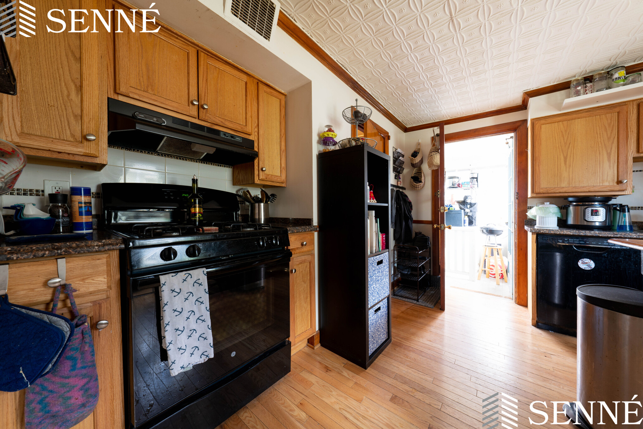 17 Montgomery St, North Cambridge