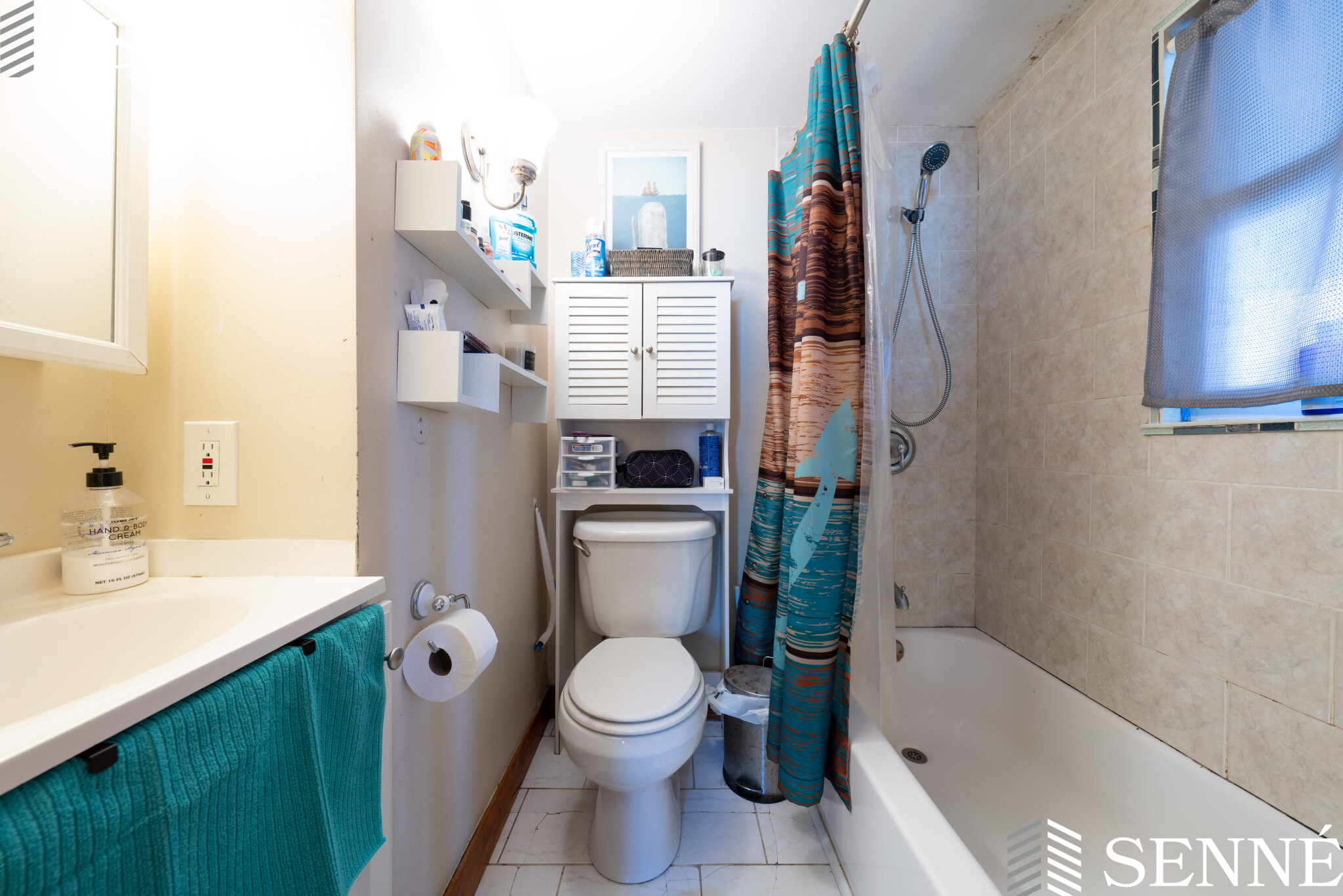 17 Montgomery St, North Cambridge