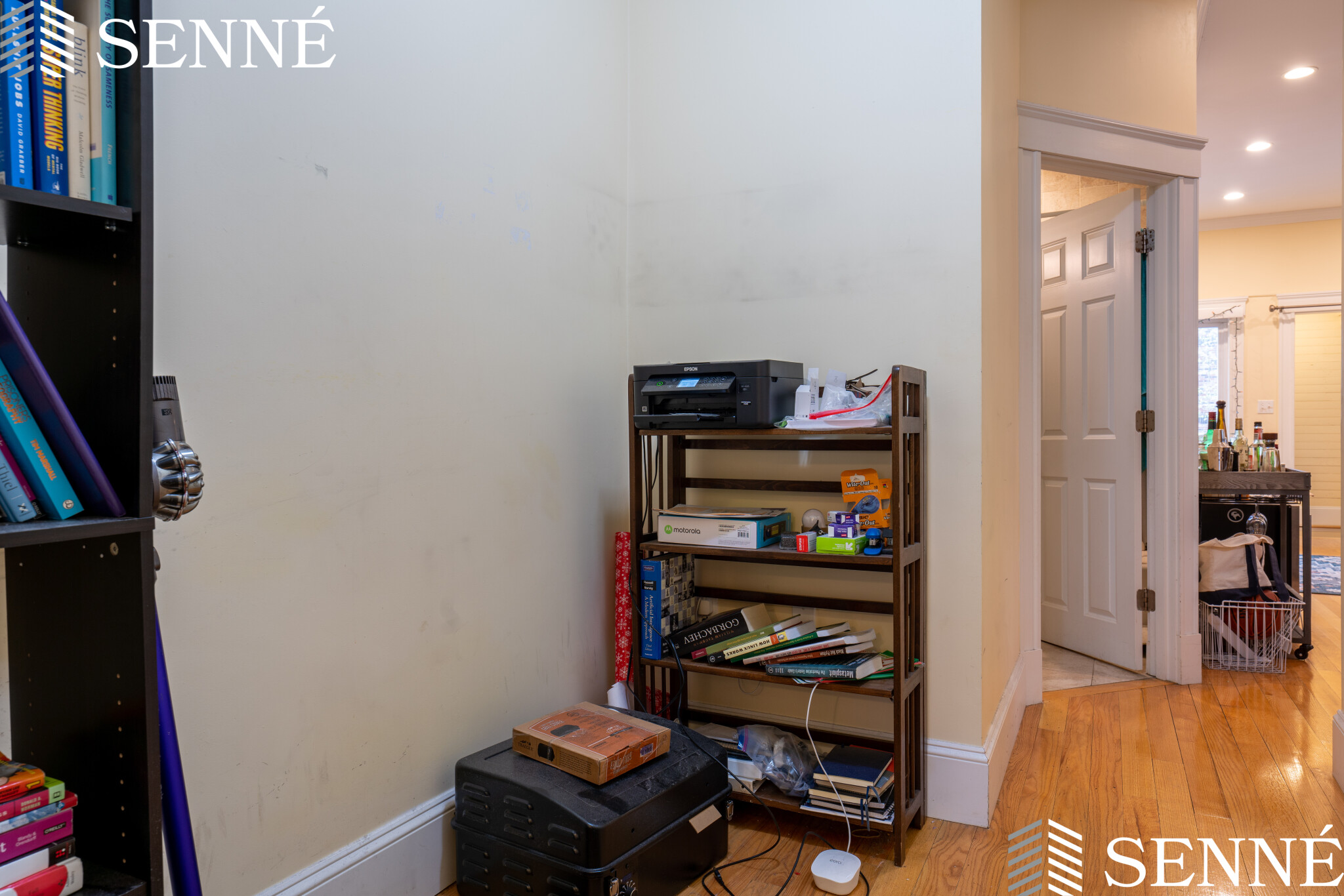 27 Essex St, The Port