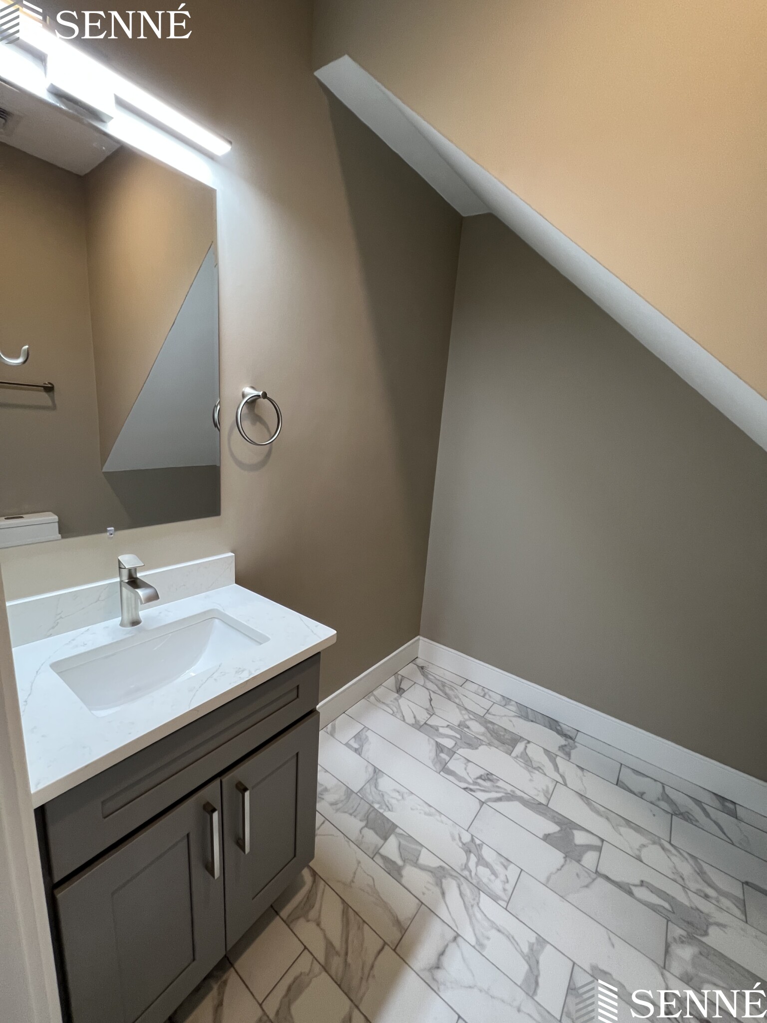 112 Main St, Everett