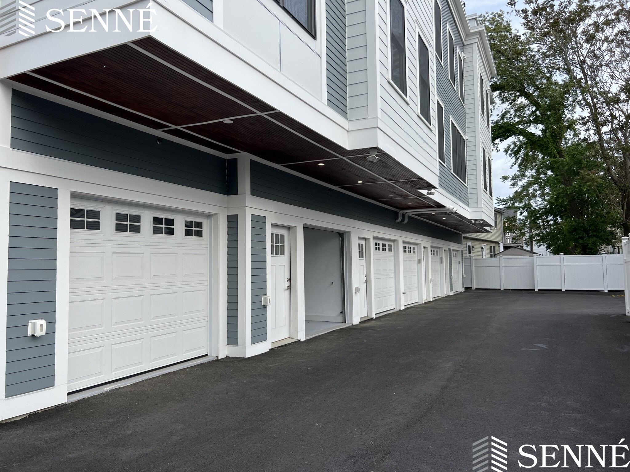 112 Main St, Everett