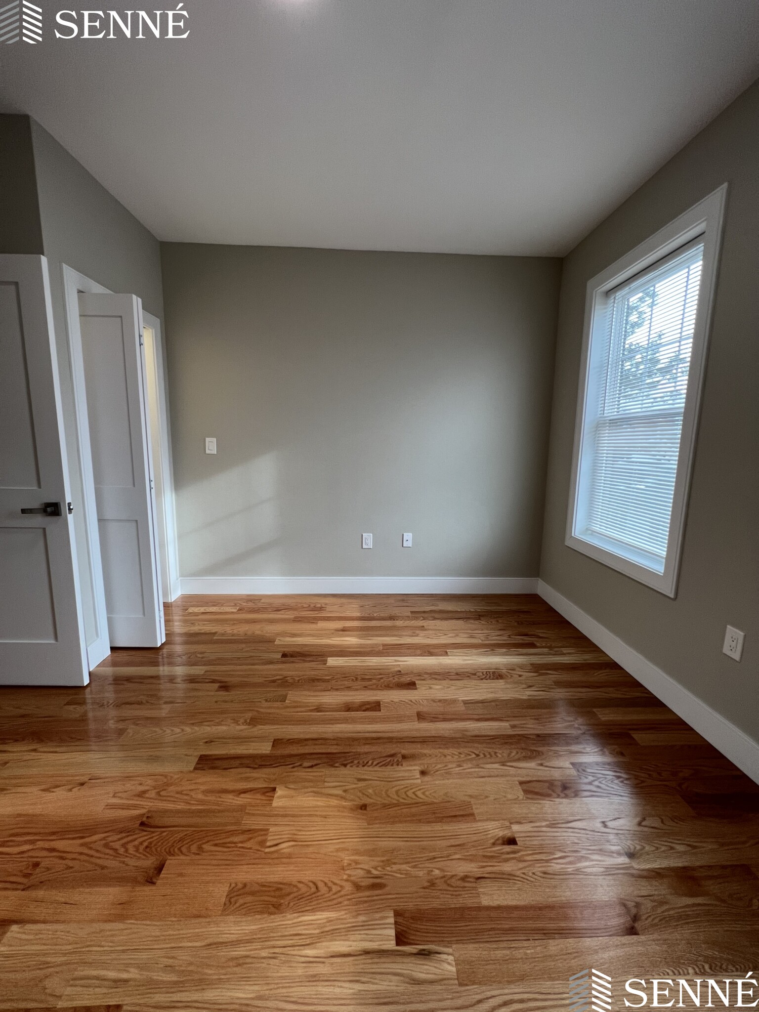 112 Main St, Everett