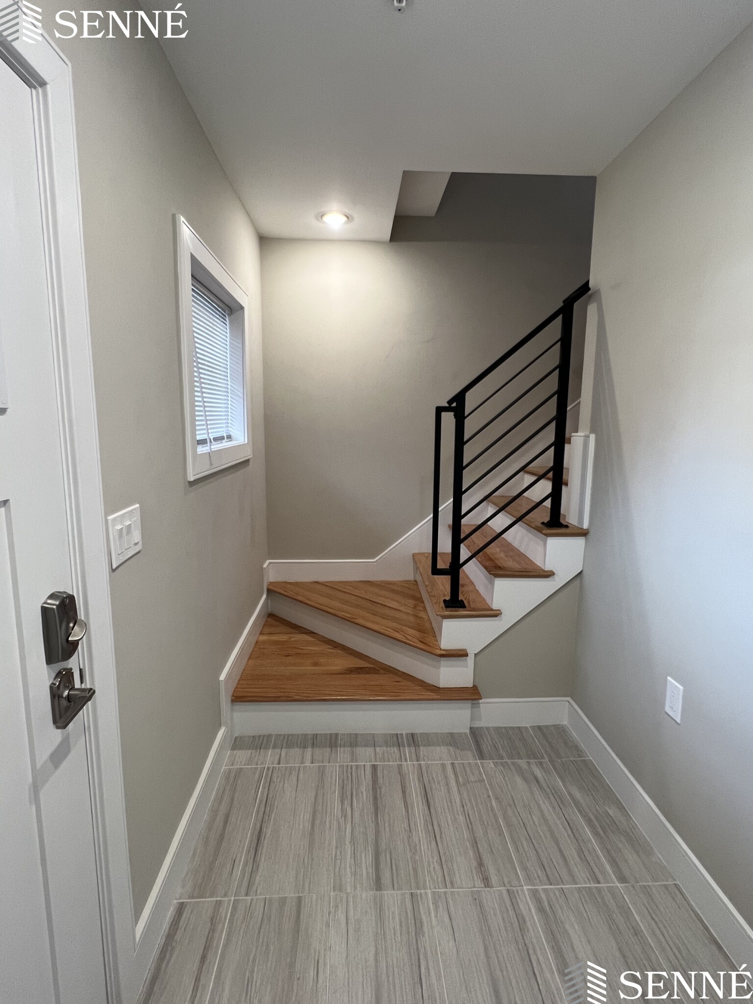 112 Main St, Everett