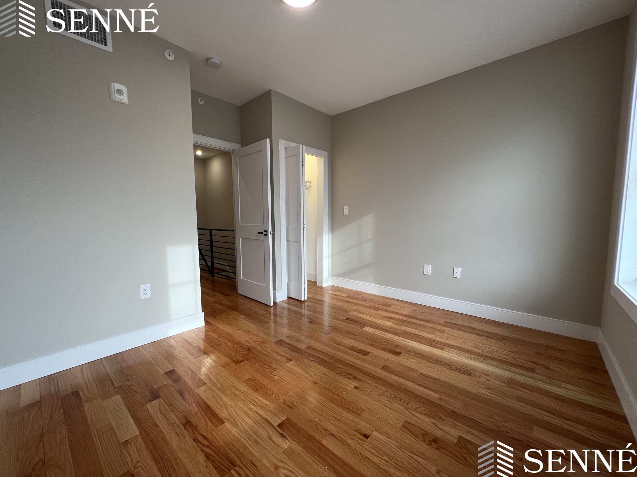 112 Main St, Everett