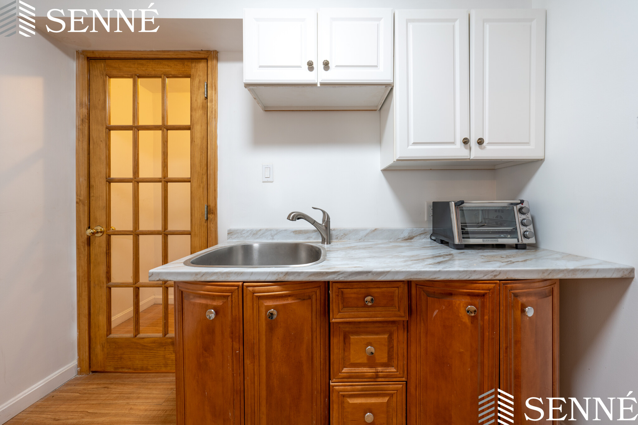 144 Cedar St, Roxbury