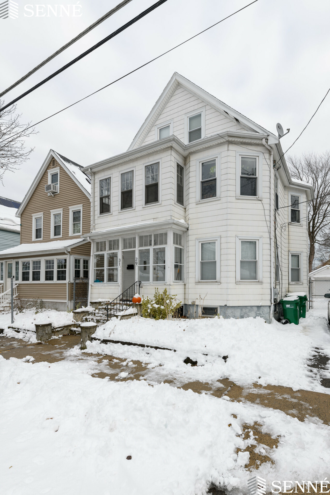 31 Grant Ave, Medford