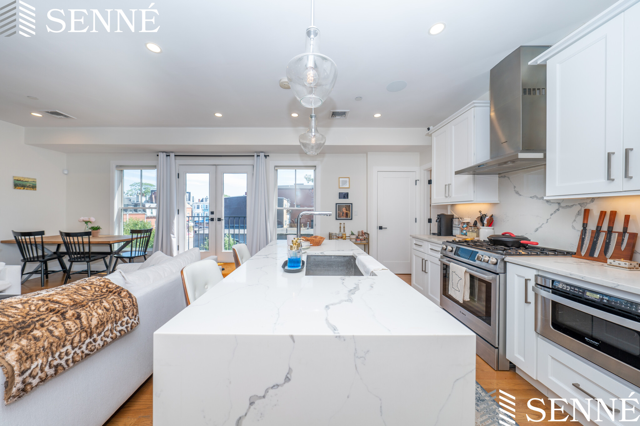 325 Meridian St, East Boston