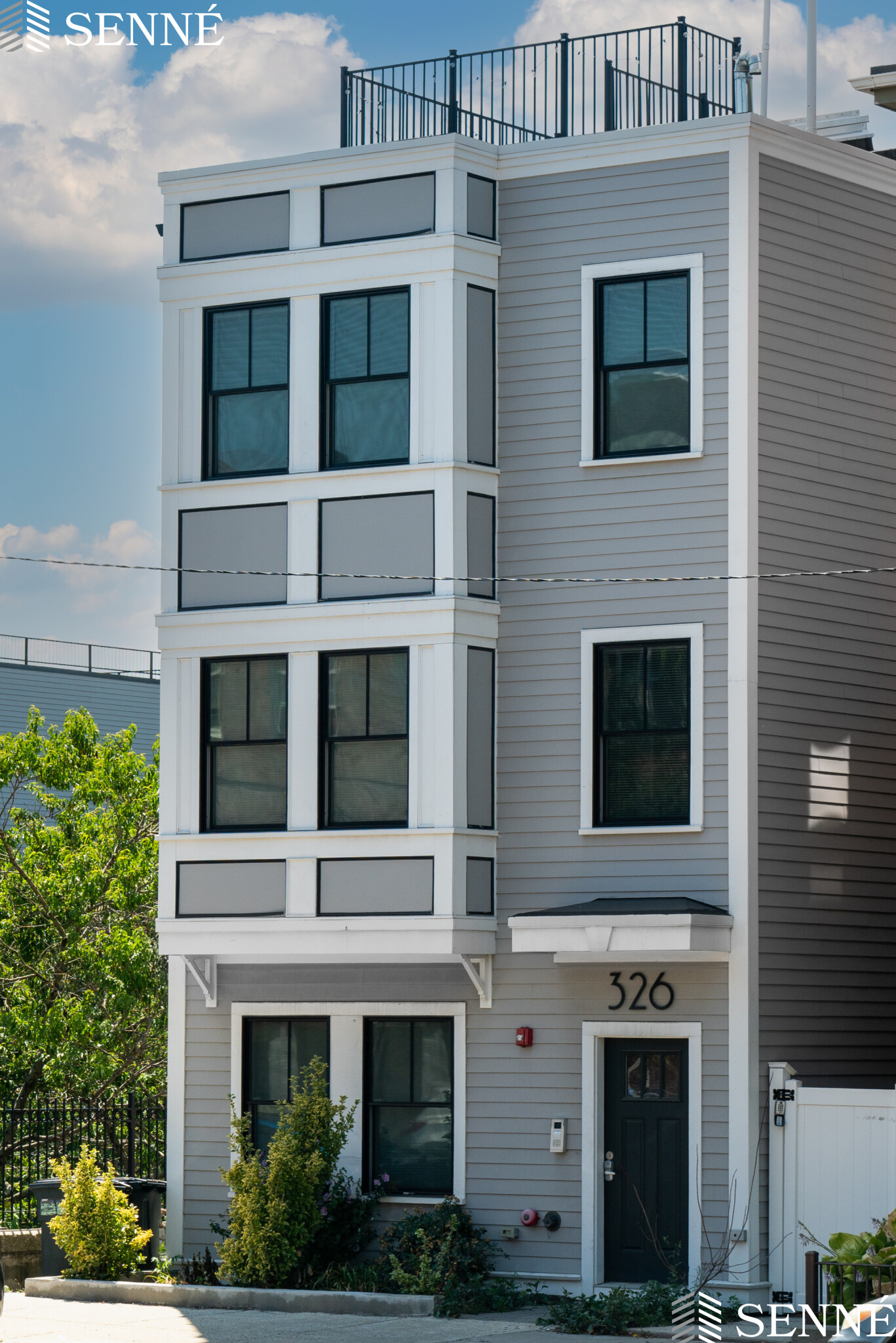 325 Meridian St, East Boston