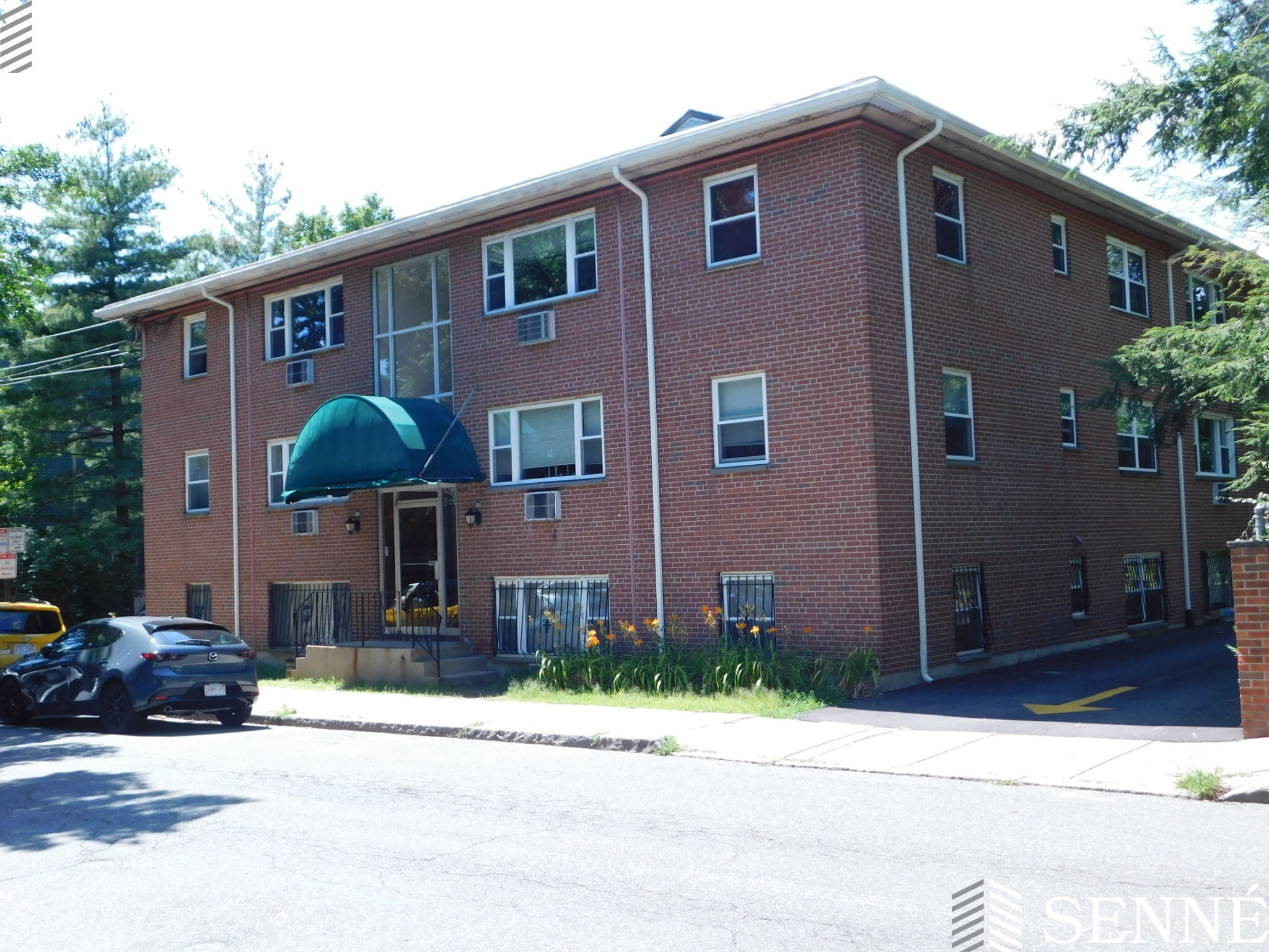 11 Cogswell Ave, Porter Square