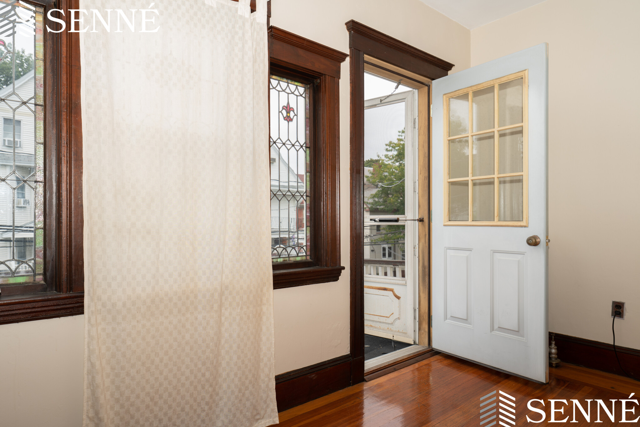 19 Lovell St, Davis Square