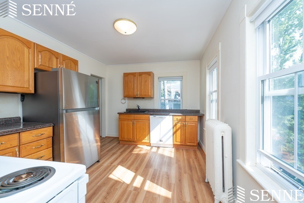 14 Hartford St, Bedford