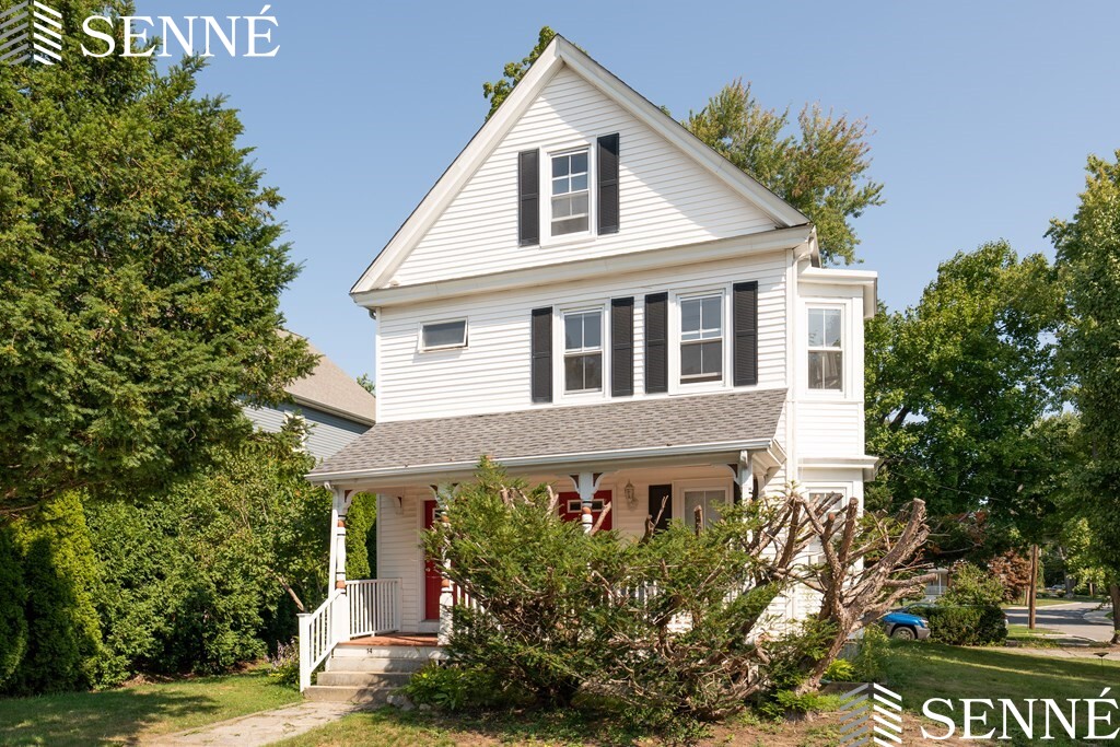 14 Hartford St, Bedford