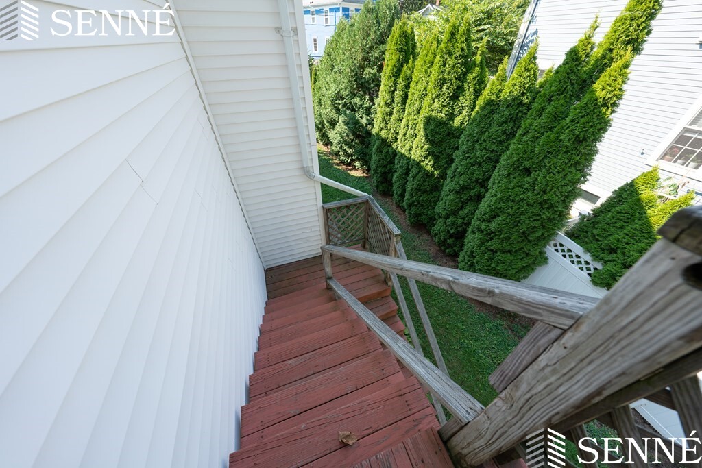 14 Hartford St, Bedford