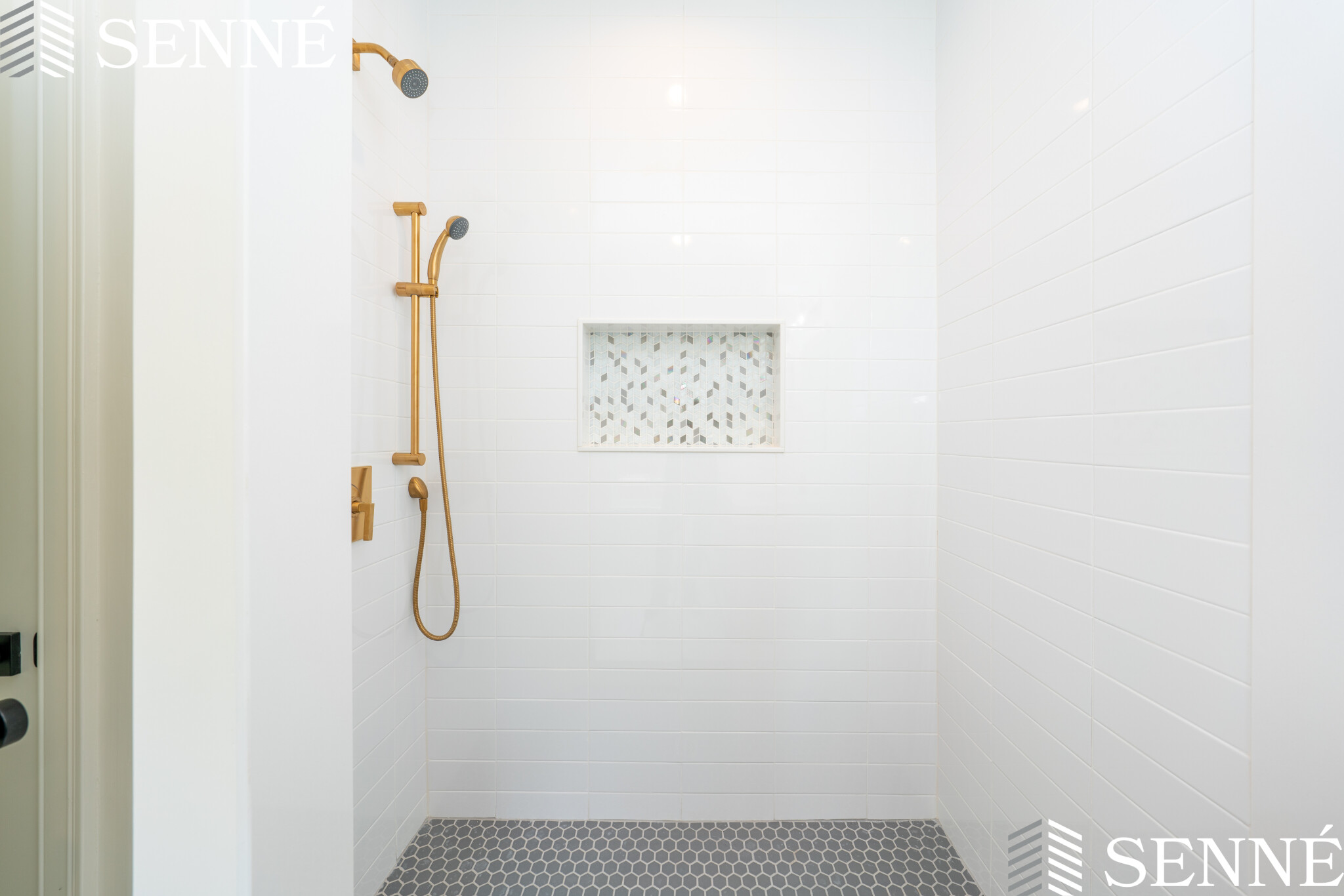 15 Morris St, East Boston