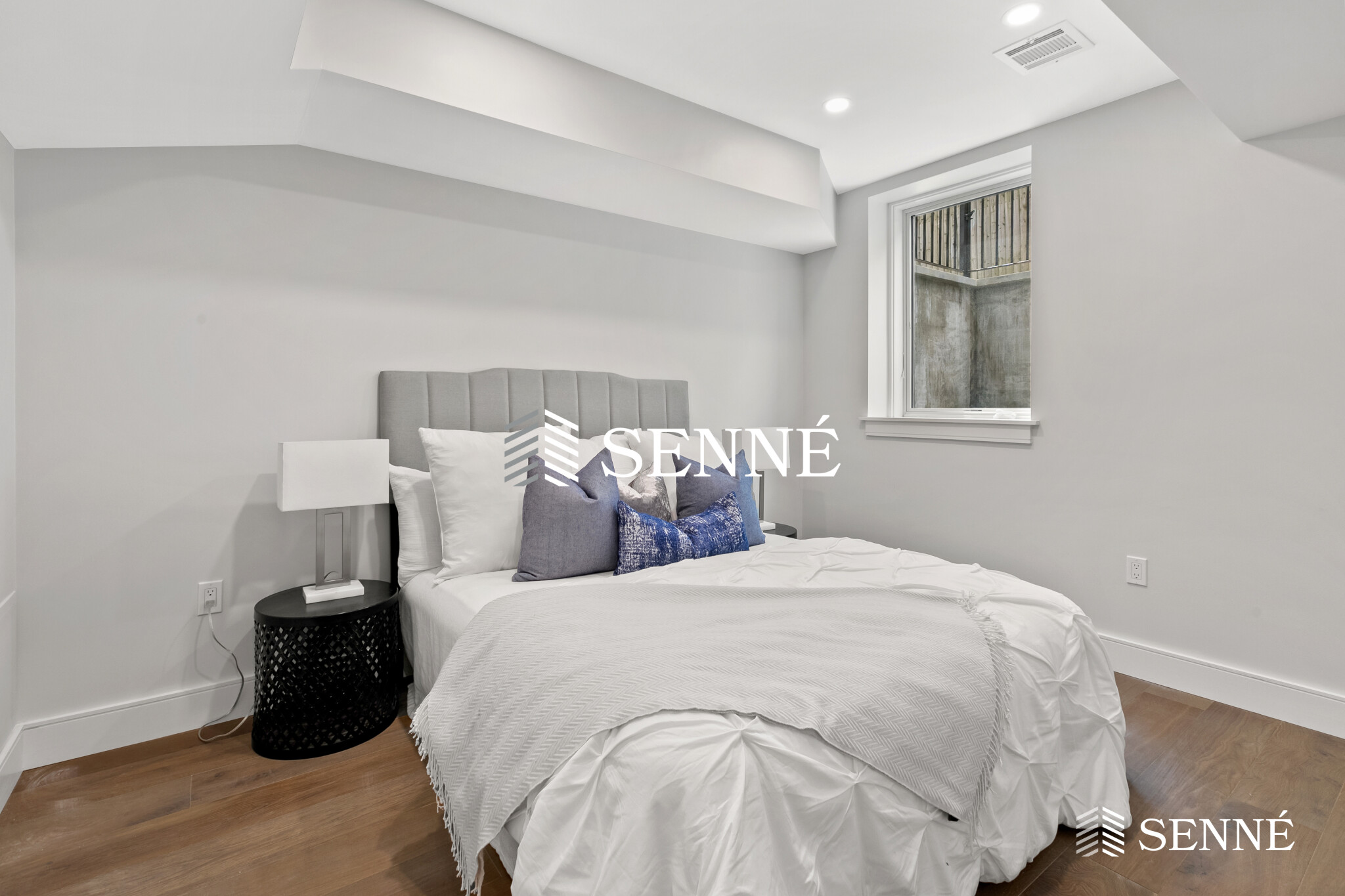 154 Thorndike St, East Cambridge