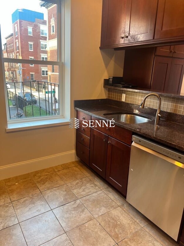 31 North Bennet St, North End